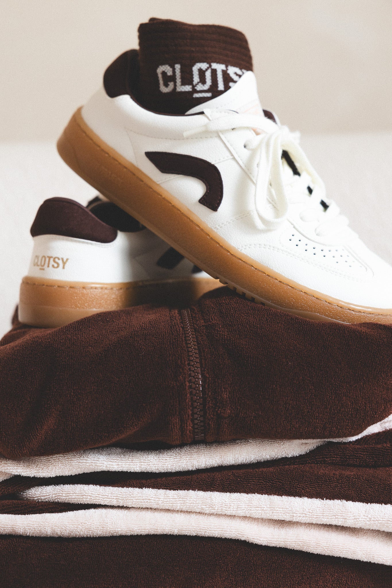 MITJÓS DESCUS OHNE PROJECT x CLOTSY BRAND BROWN