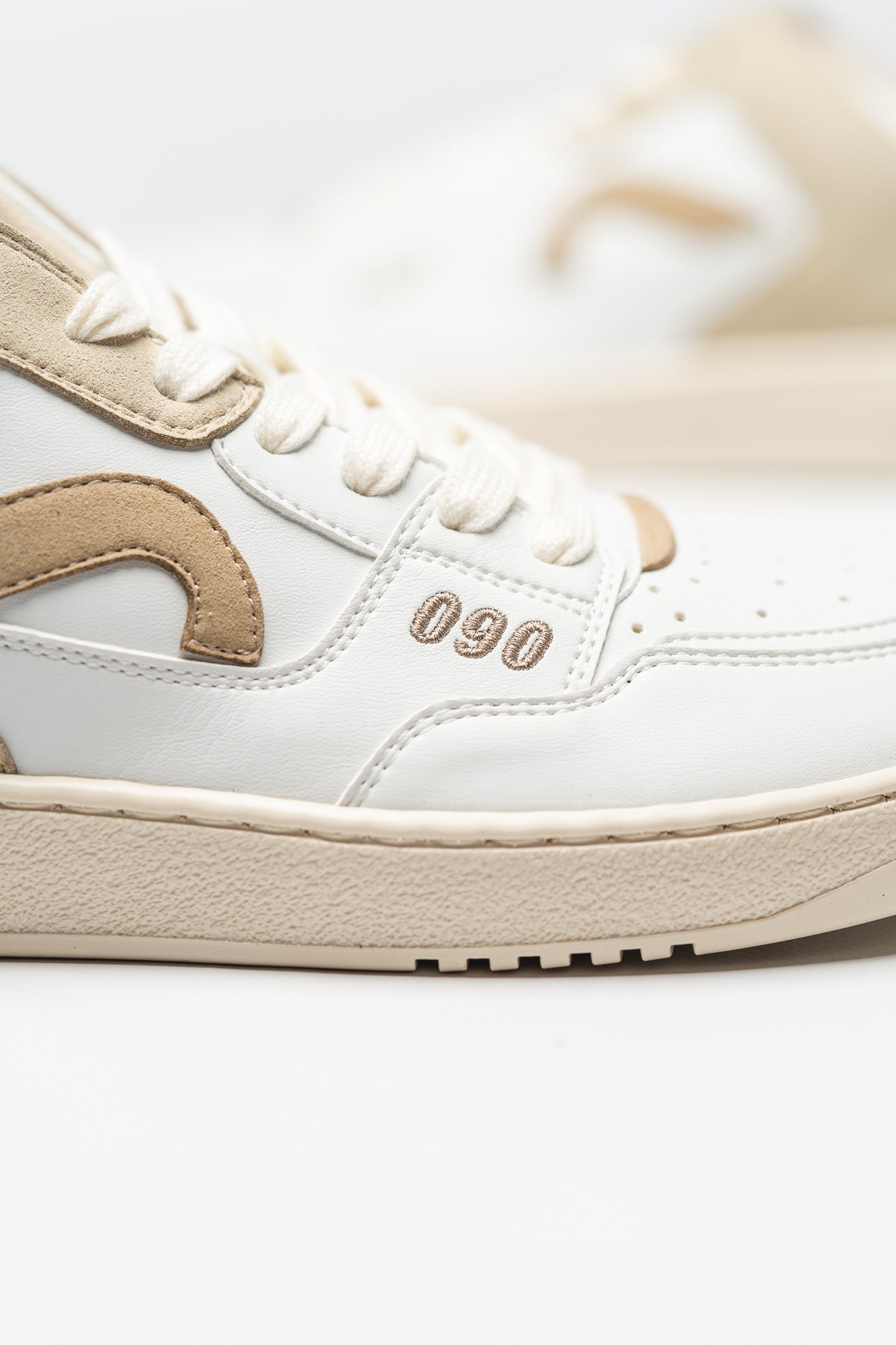 BAREFOOT SNEAKER 090 DUST