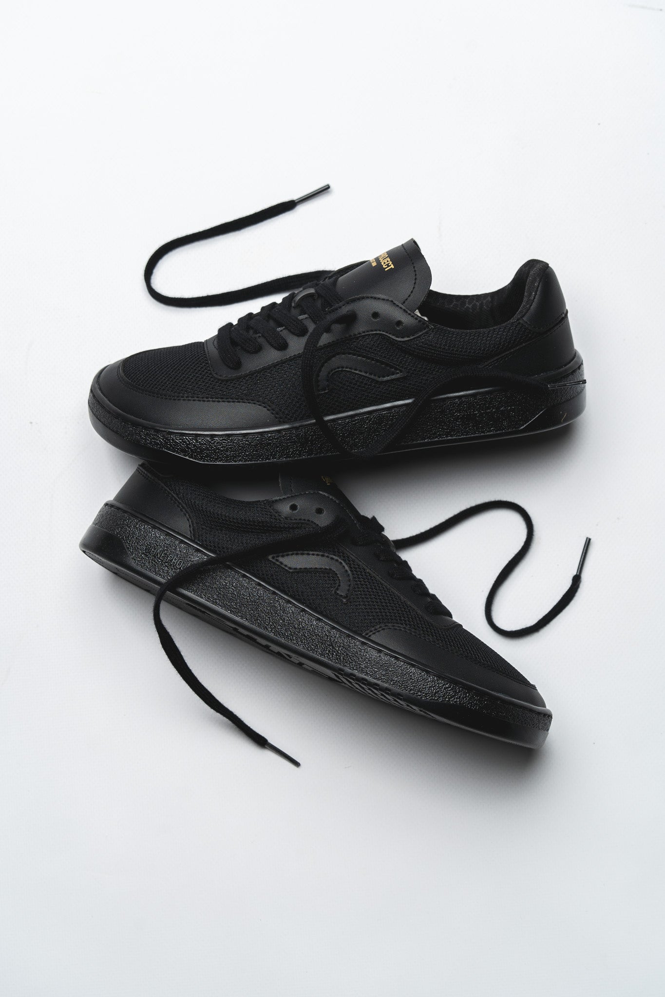BAREFOOT SNEAKER 060 BLACK MESH