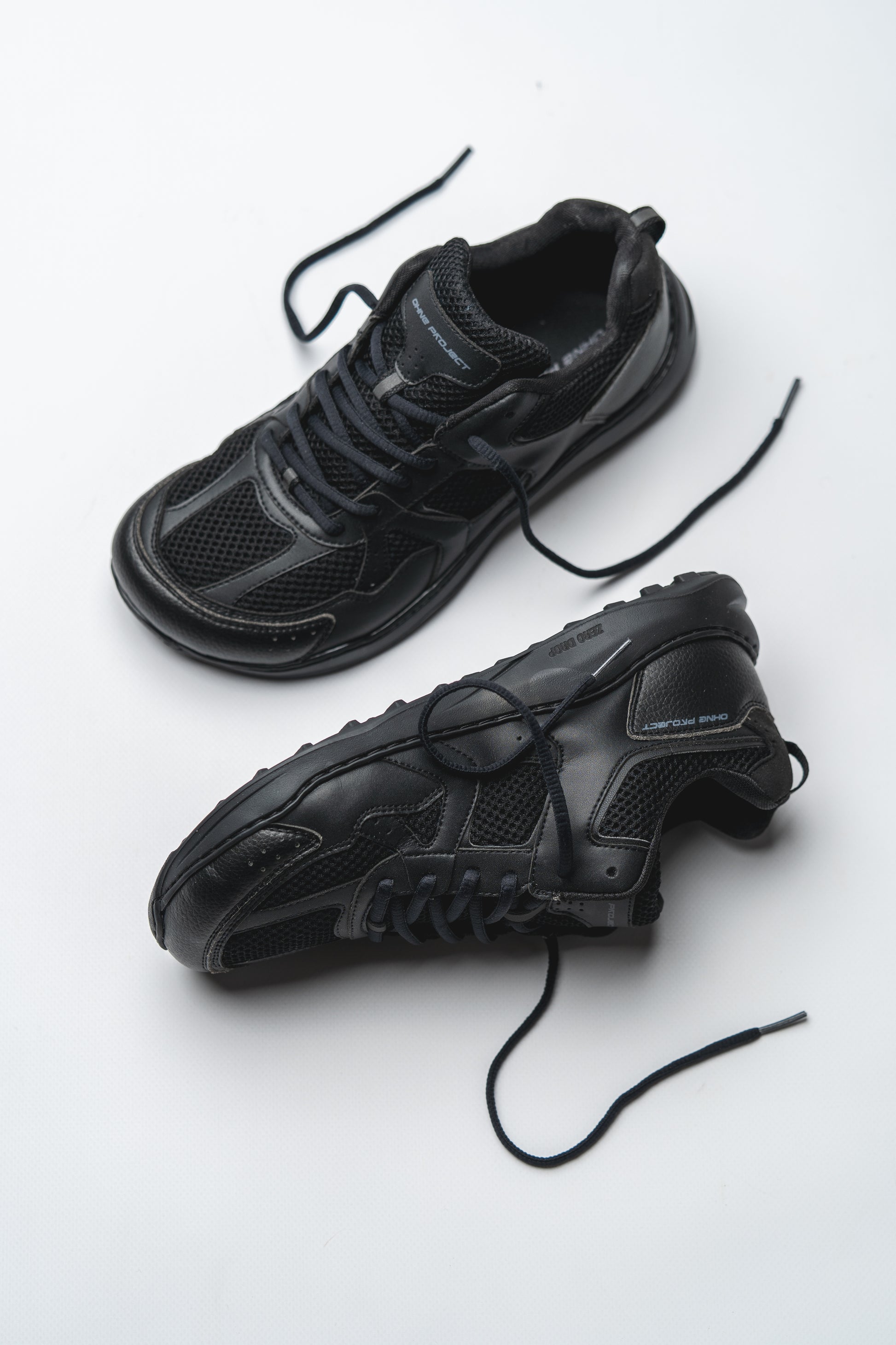 Barefoot Sneaker Retro Run Triple Black 3