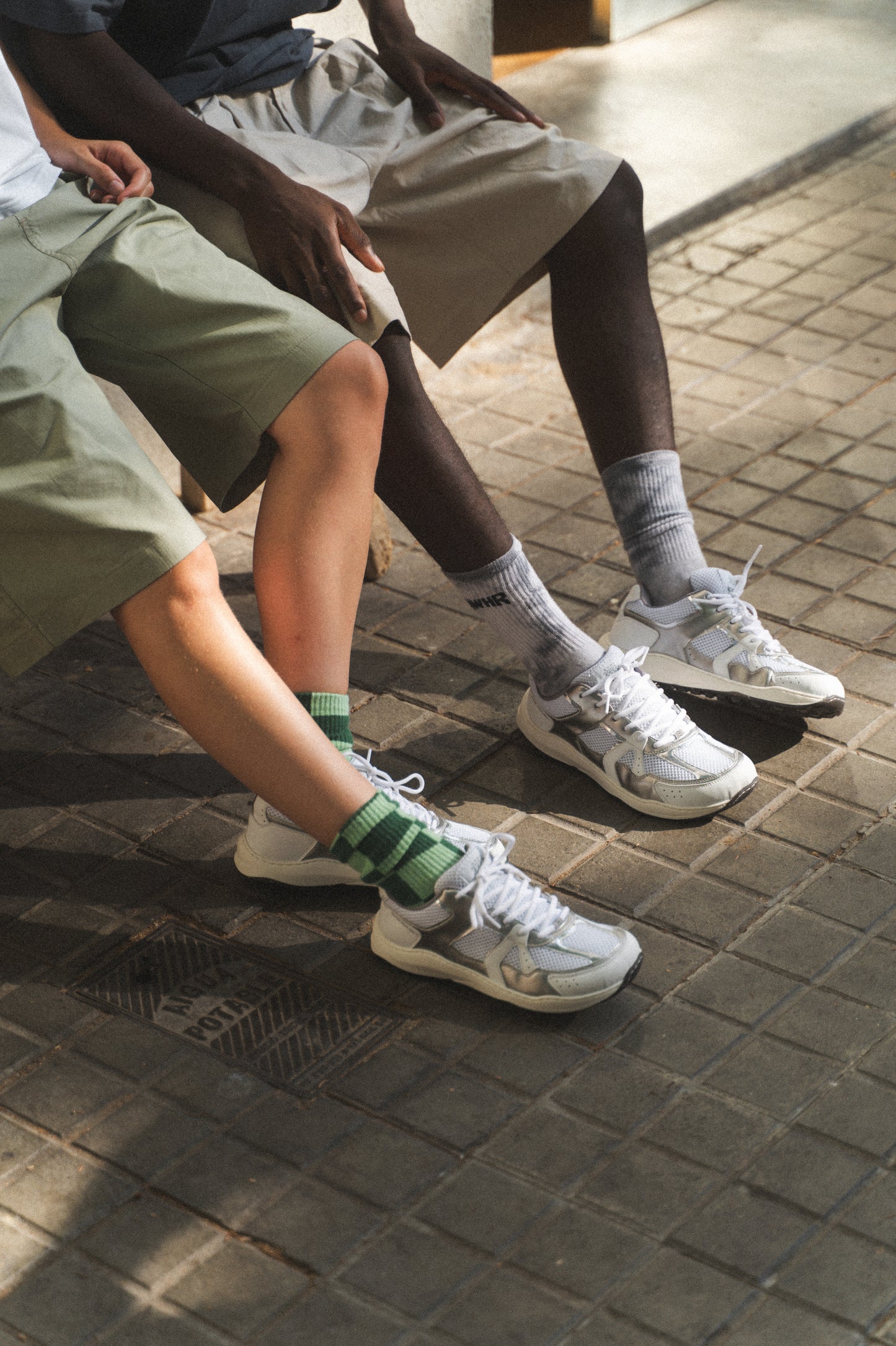 BAREFOOT SNEAKERS RETRO RUN NWHR WHITE