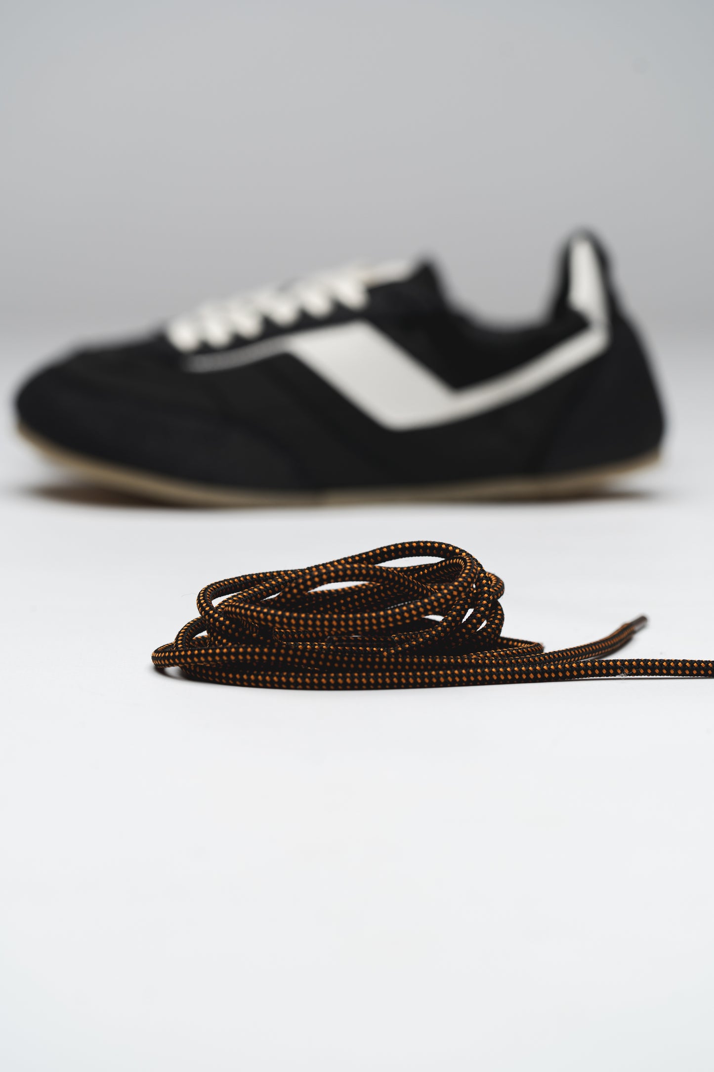 BAREFOOT SNEAKERINA KIMA BLACK