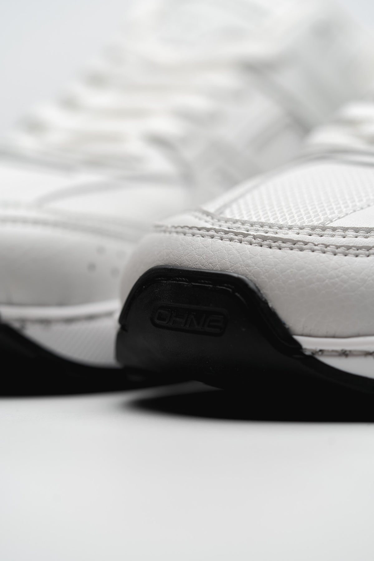 Barfuß Sneaker Retro Run V2 Off White - Ohne Project - Zehenbereich