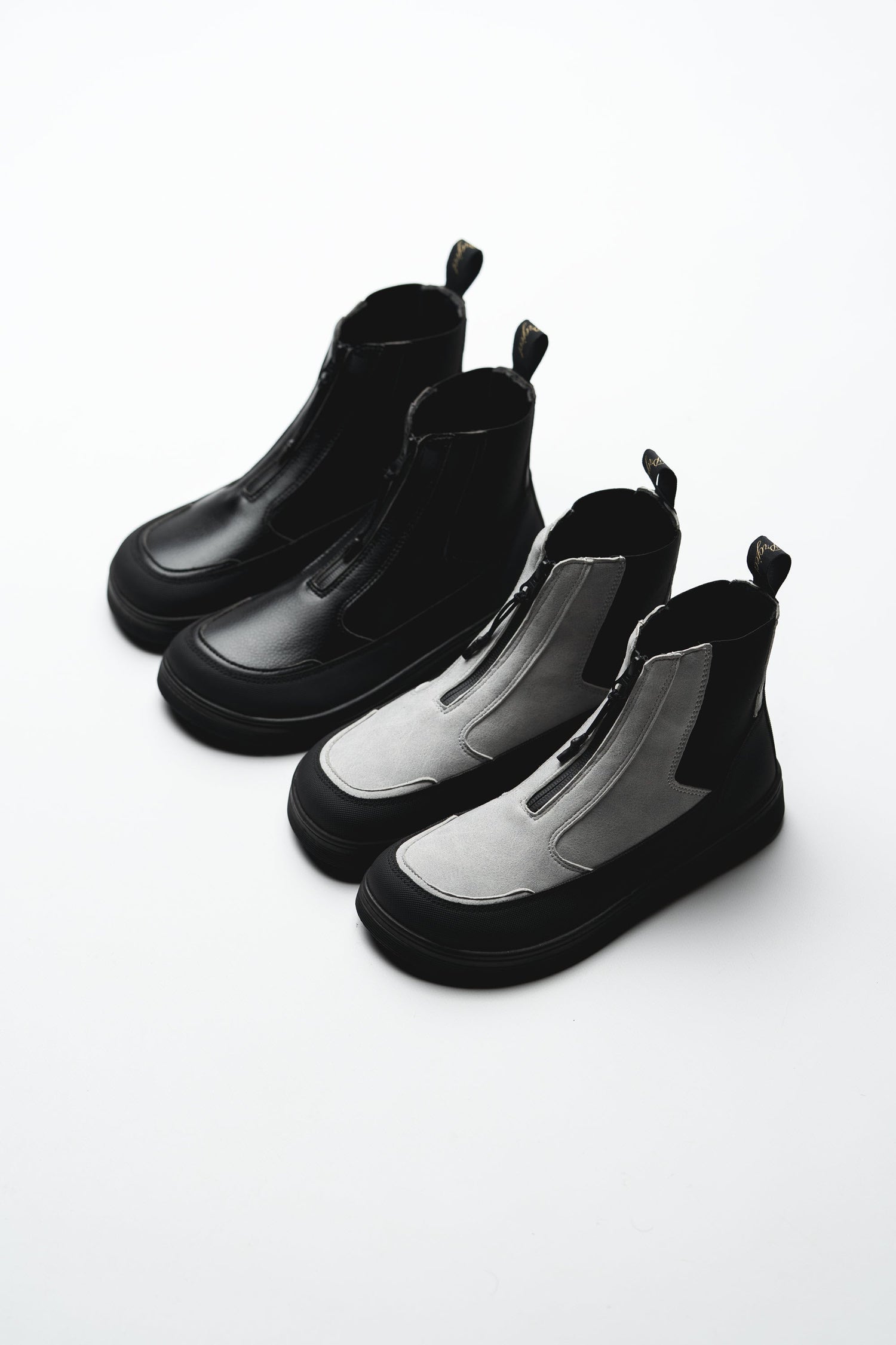 Barefoot Chelsea Boots Zuri