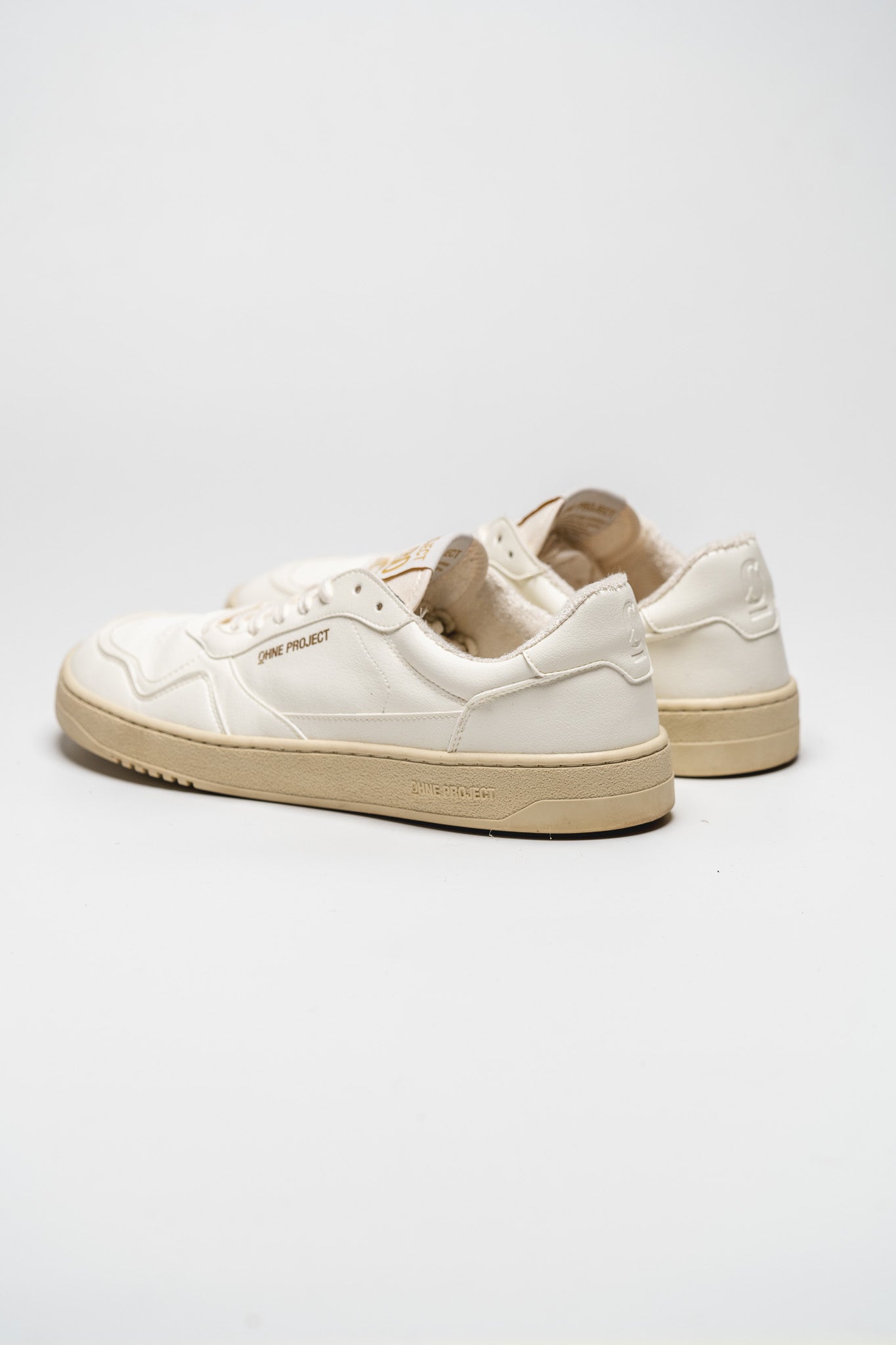 VINTAGE WHITE- PROJECT 080 BAREFOOT SNEAKER