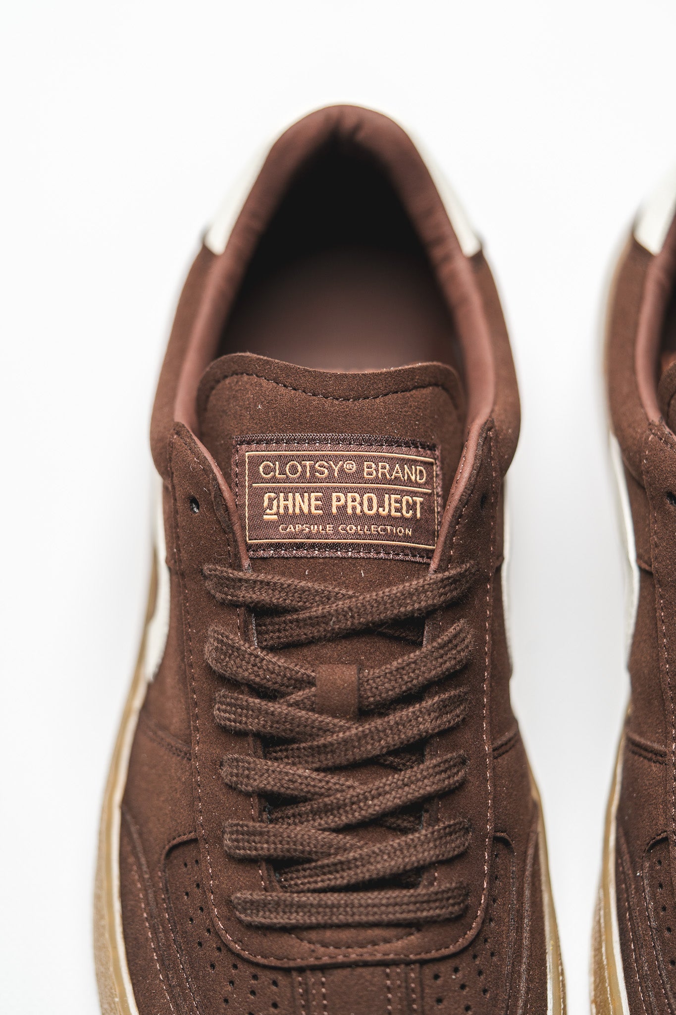 OHNE PROJECT x CLOTSY BRAND BROWN - PROJECT 070 BAREFOOT SNEAKER