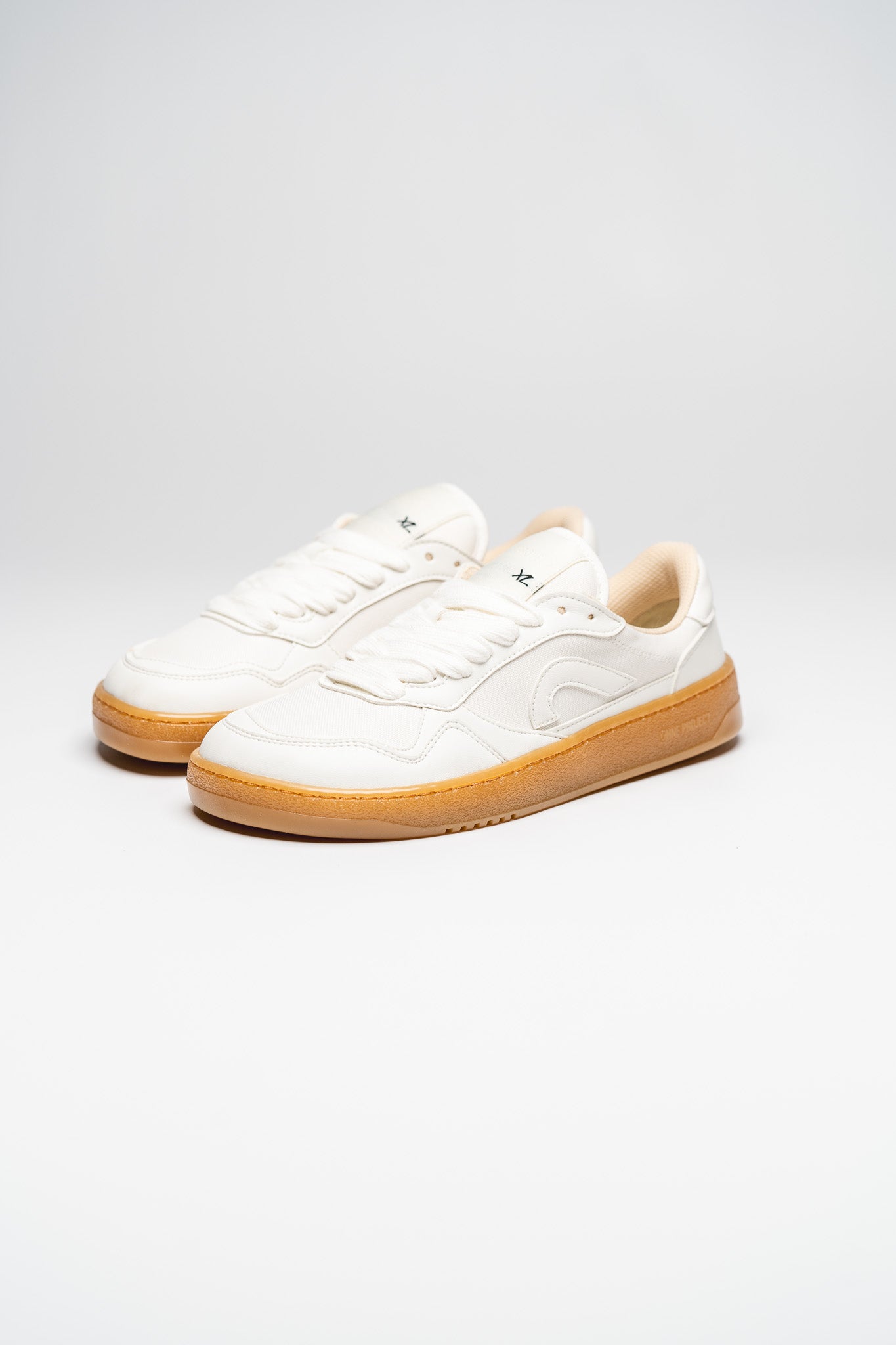 WHITE GUM - PROJECT 080 XL BAREFOOT SNEAKER