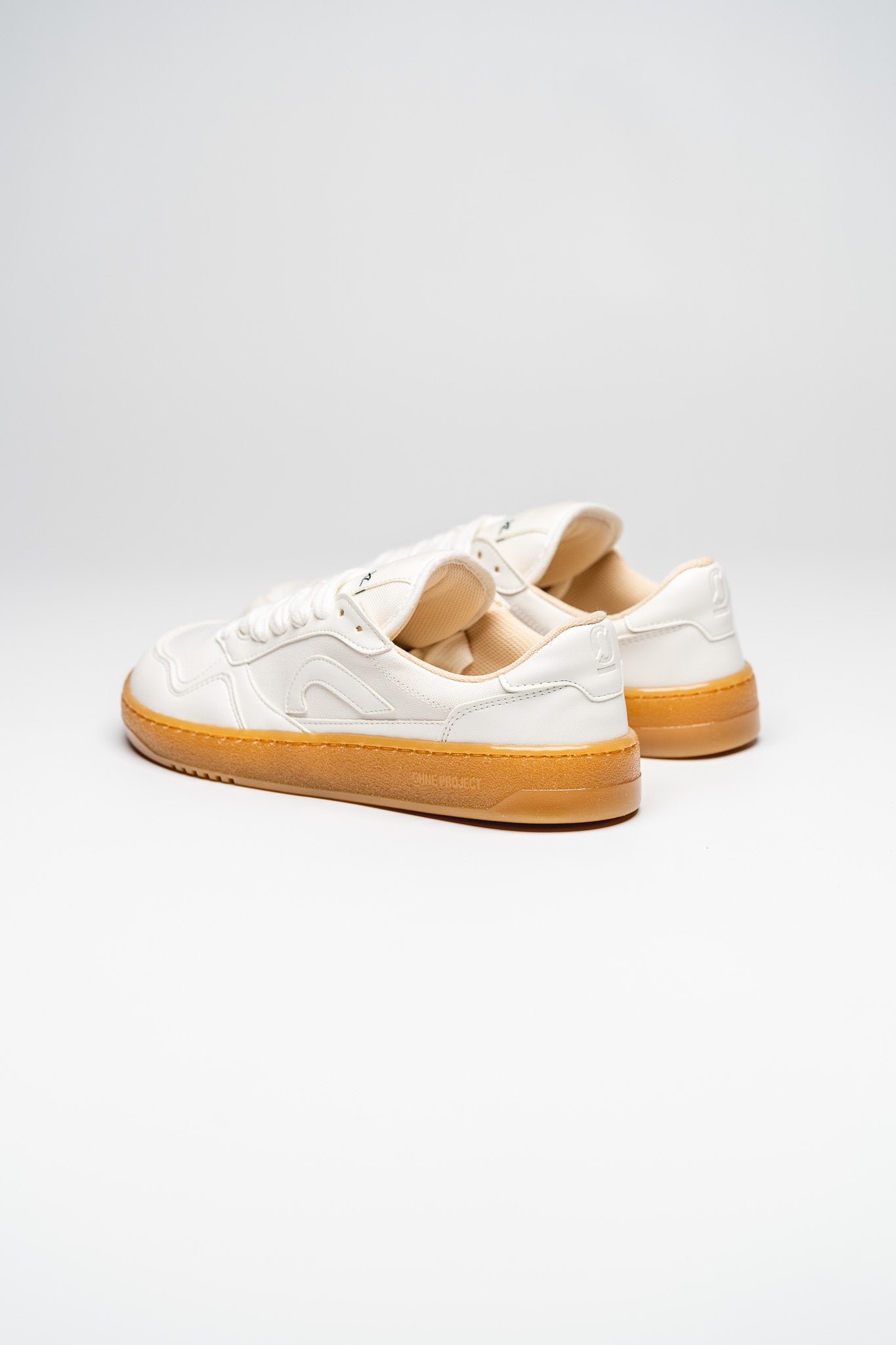 WHITE GUM - PROJECT 080 XL BAREFOOT SNEAKER