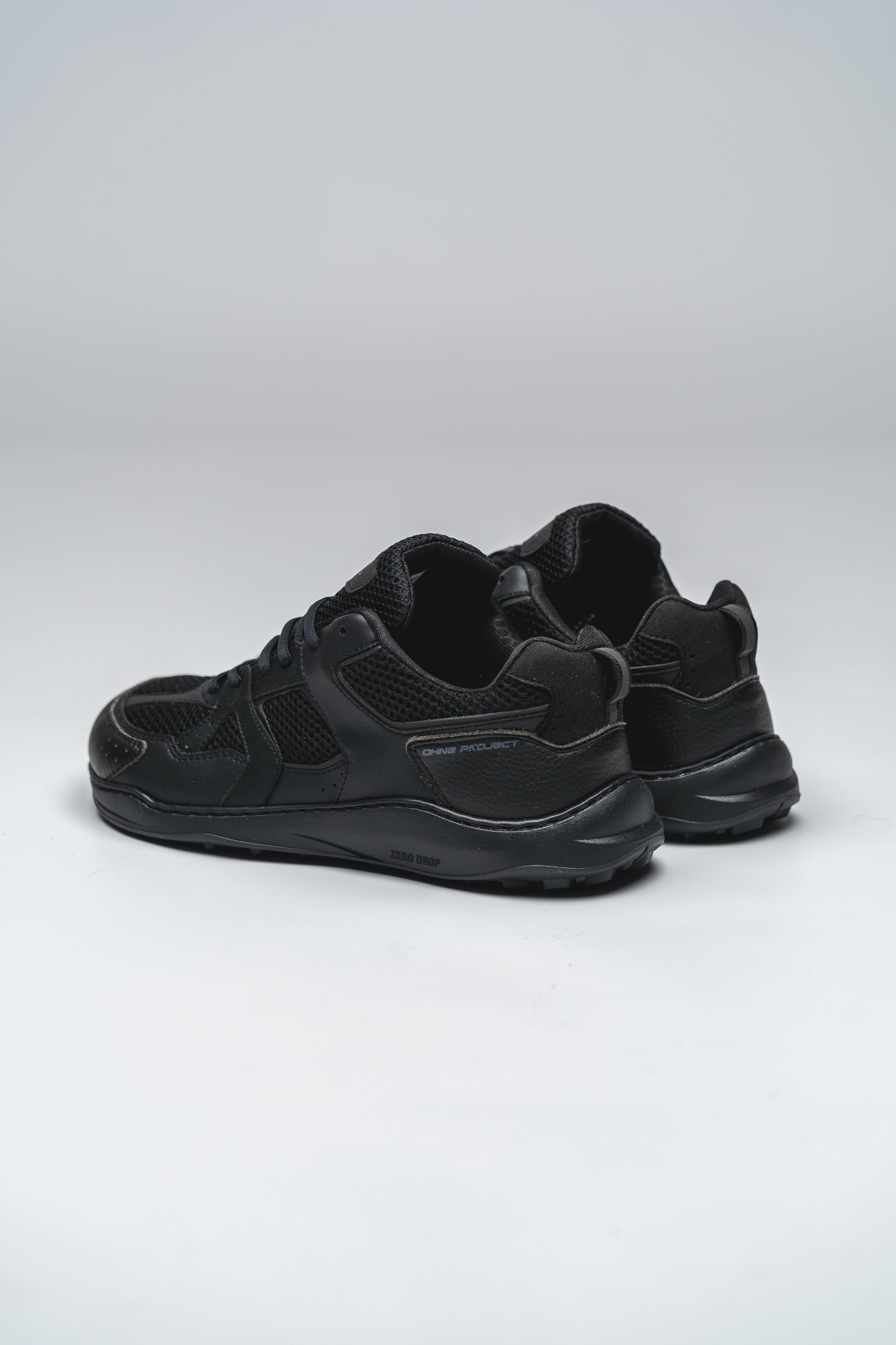Barefoot Sneaker Retro Run Triple Black 4