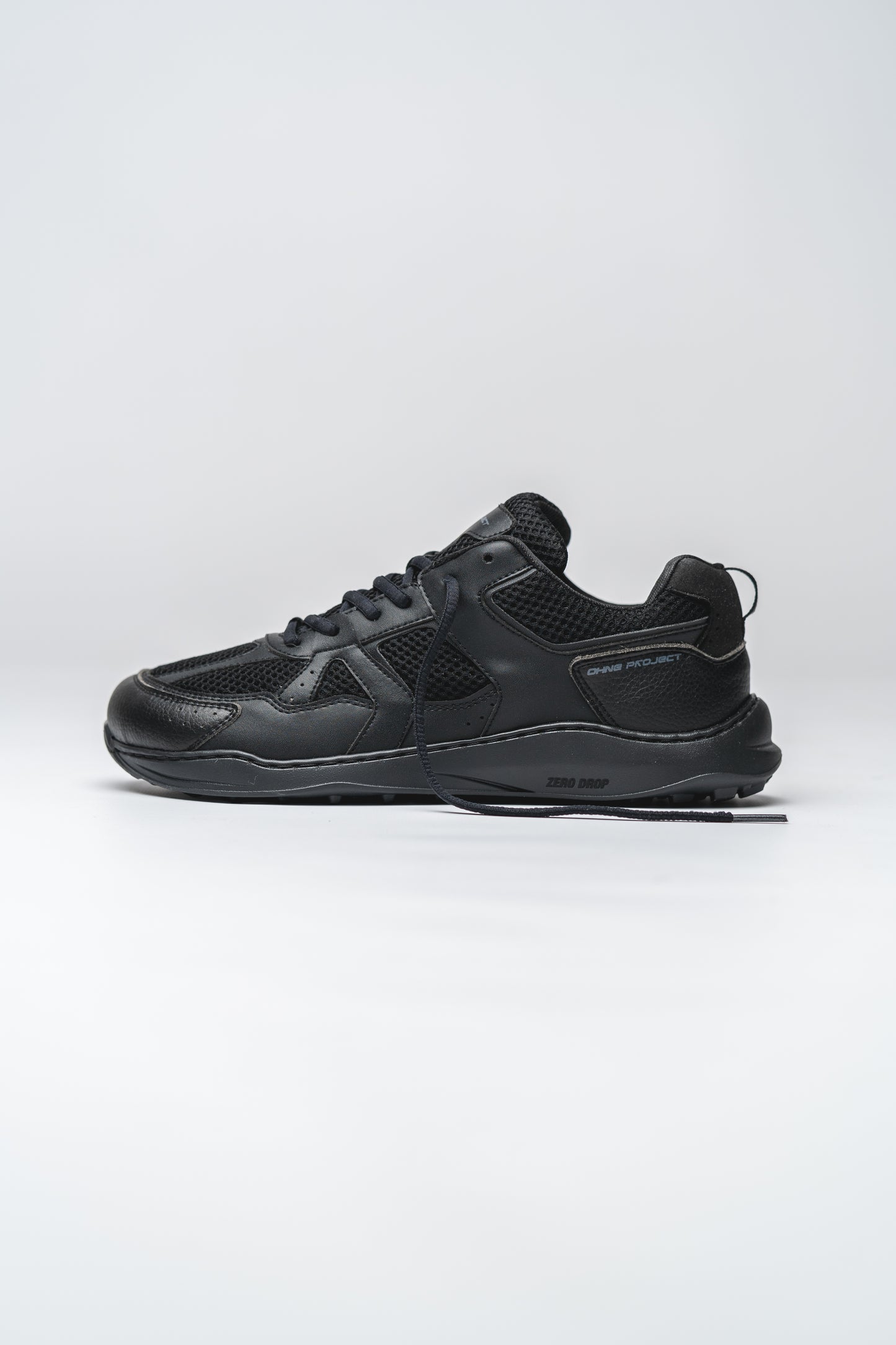 Barefoot Sneaker Retro Run Triple Black 7