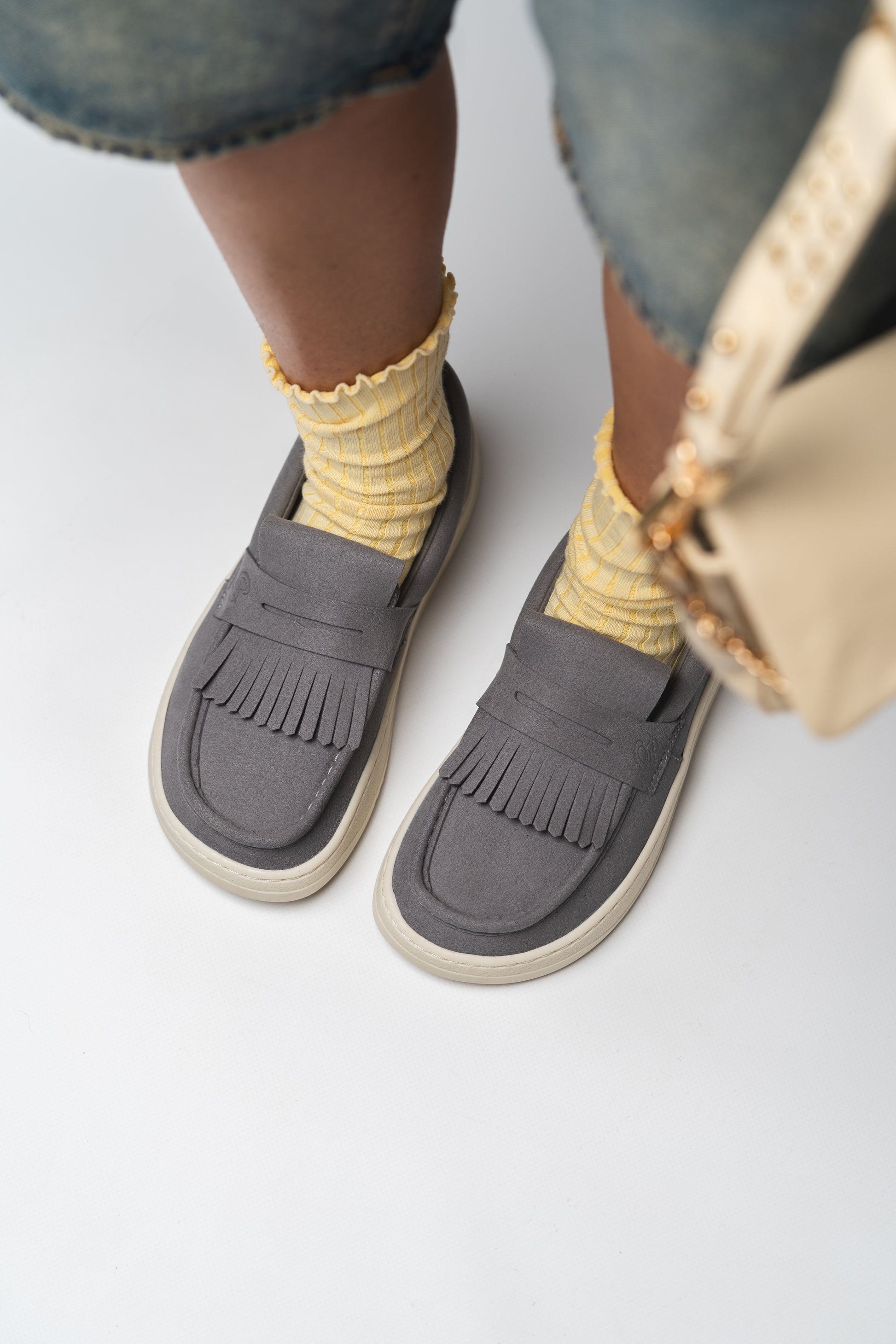 Barefoot Loafer Luma Smoke Grey 3