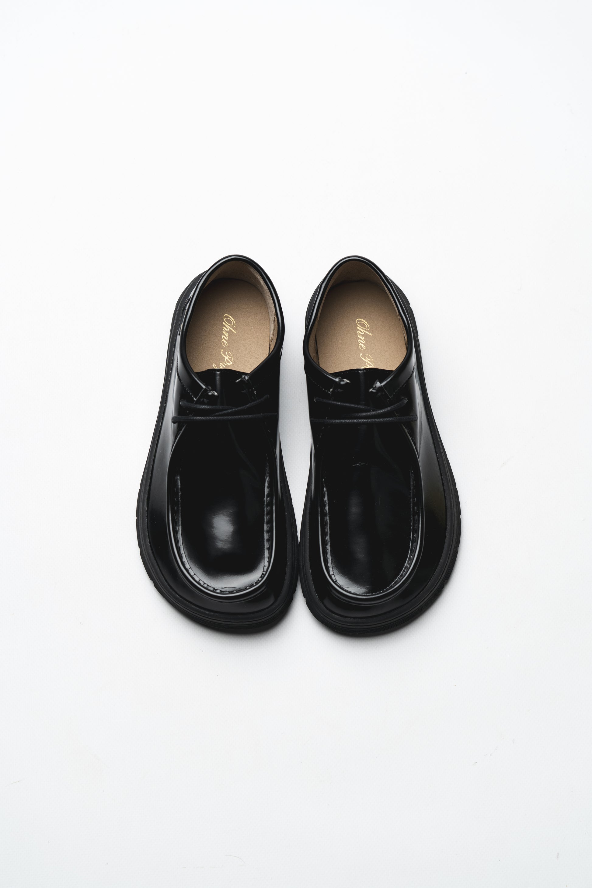 Barefoot Lace-Up Shoe Milos Glossy Black Ohne Project 3