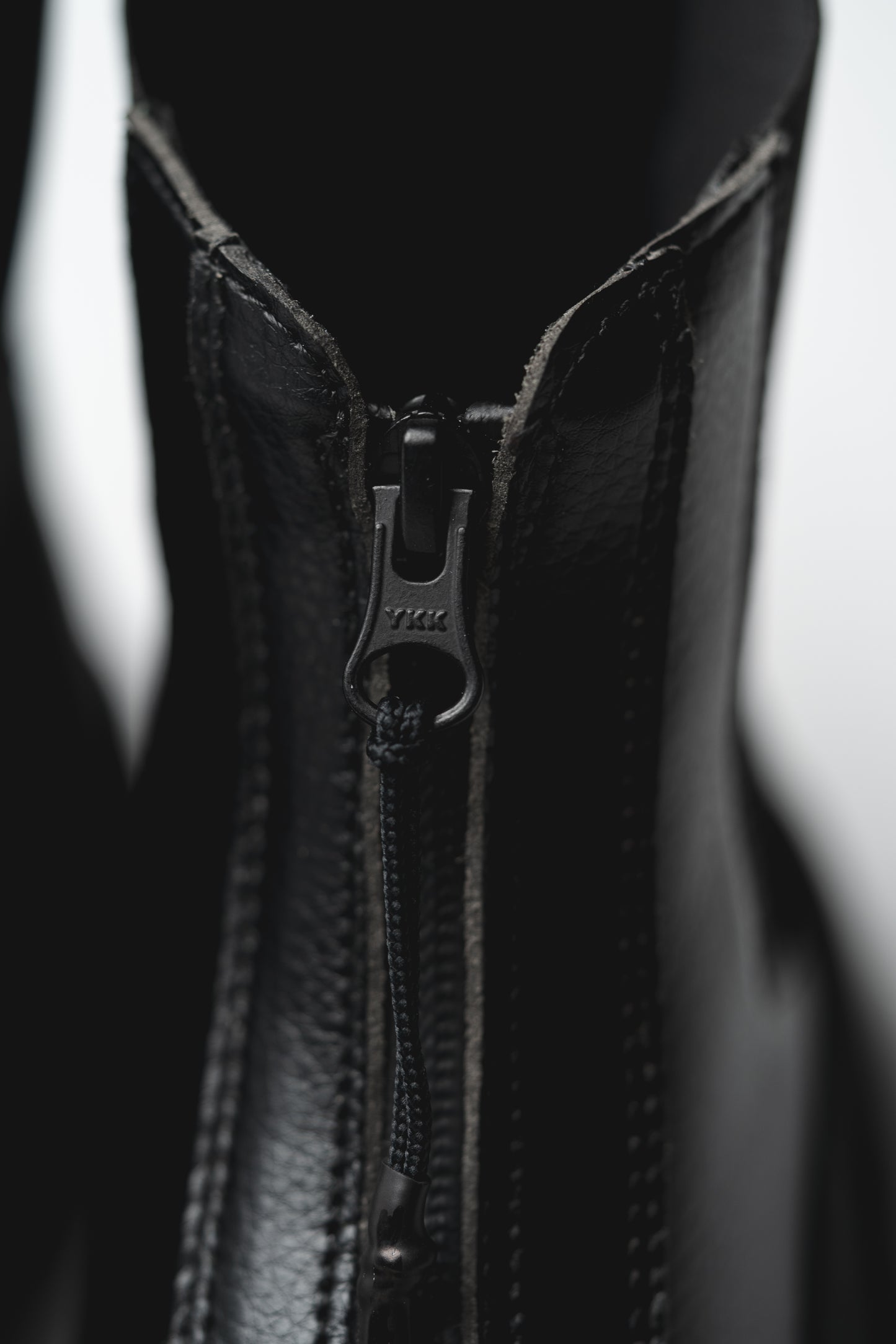 BAREFOOT CHELSEA BOOT ZURI BLACK