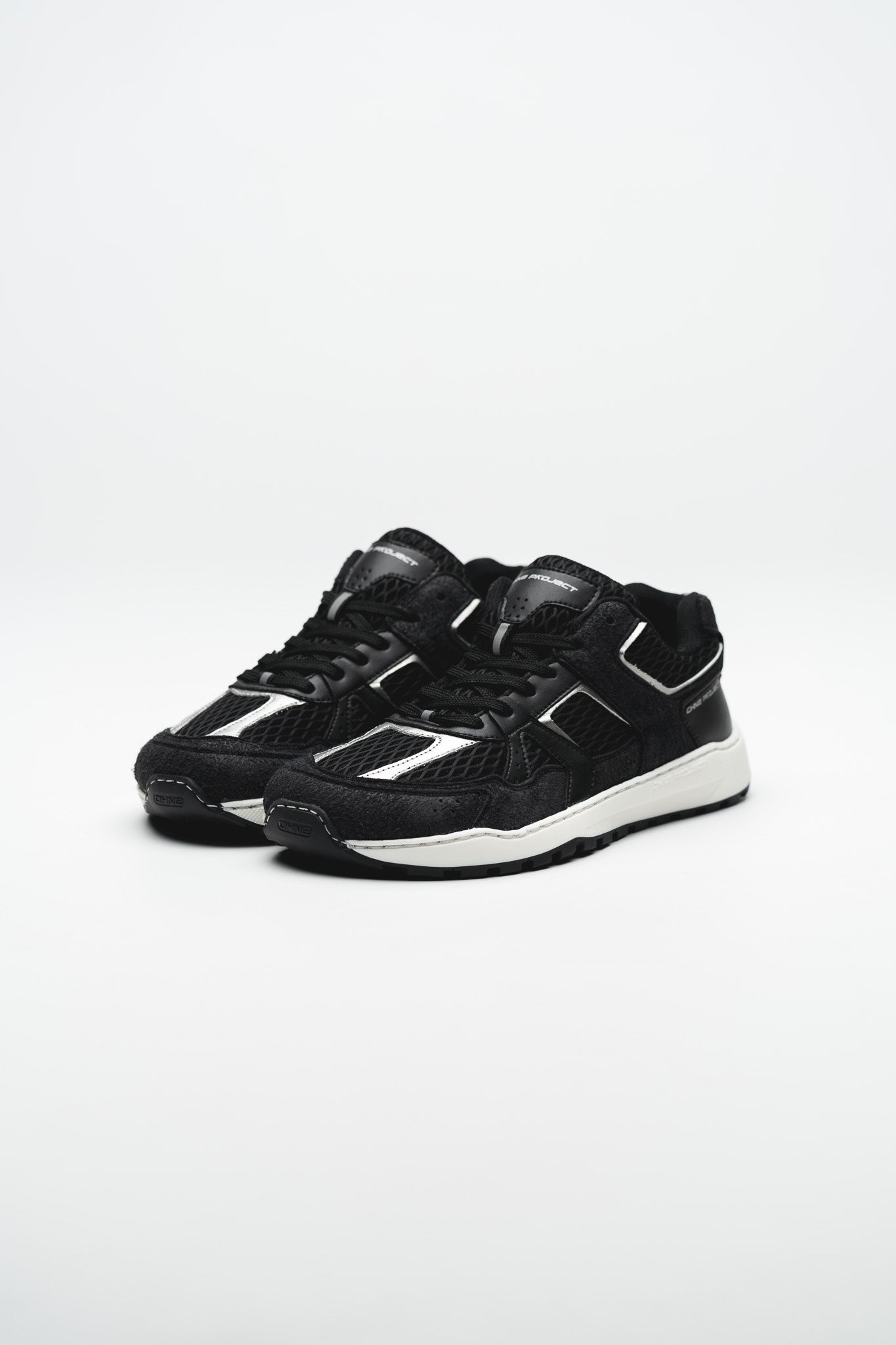 BAREFOOT SNEAKER RETRO RUN SILVER BLACK
