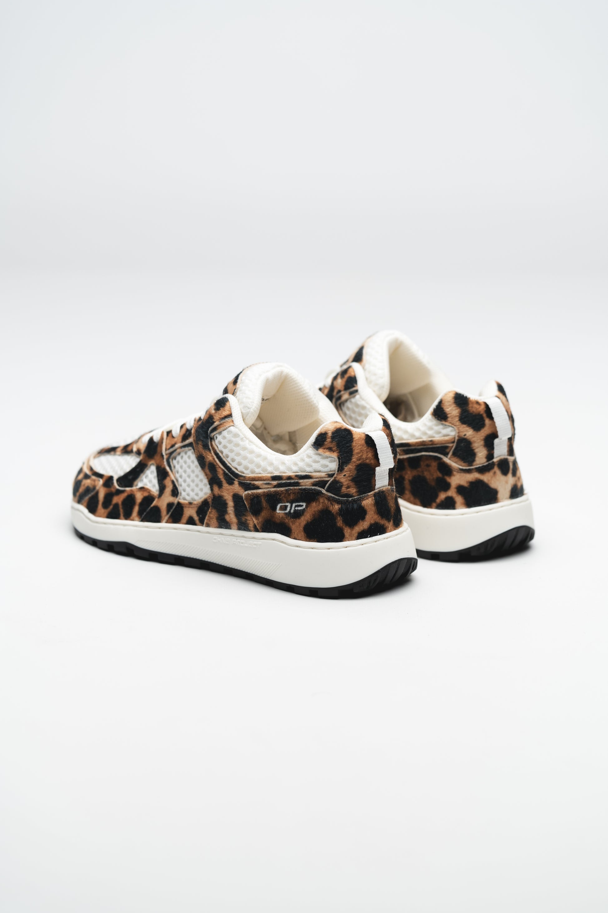 Barefoot Sneaker Retro Run Animal back