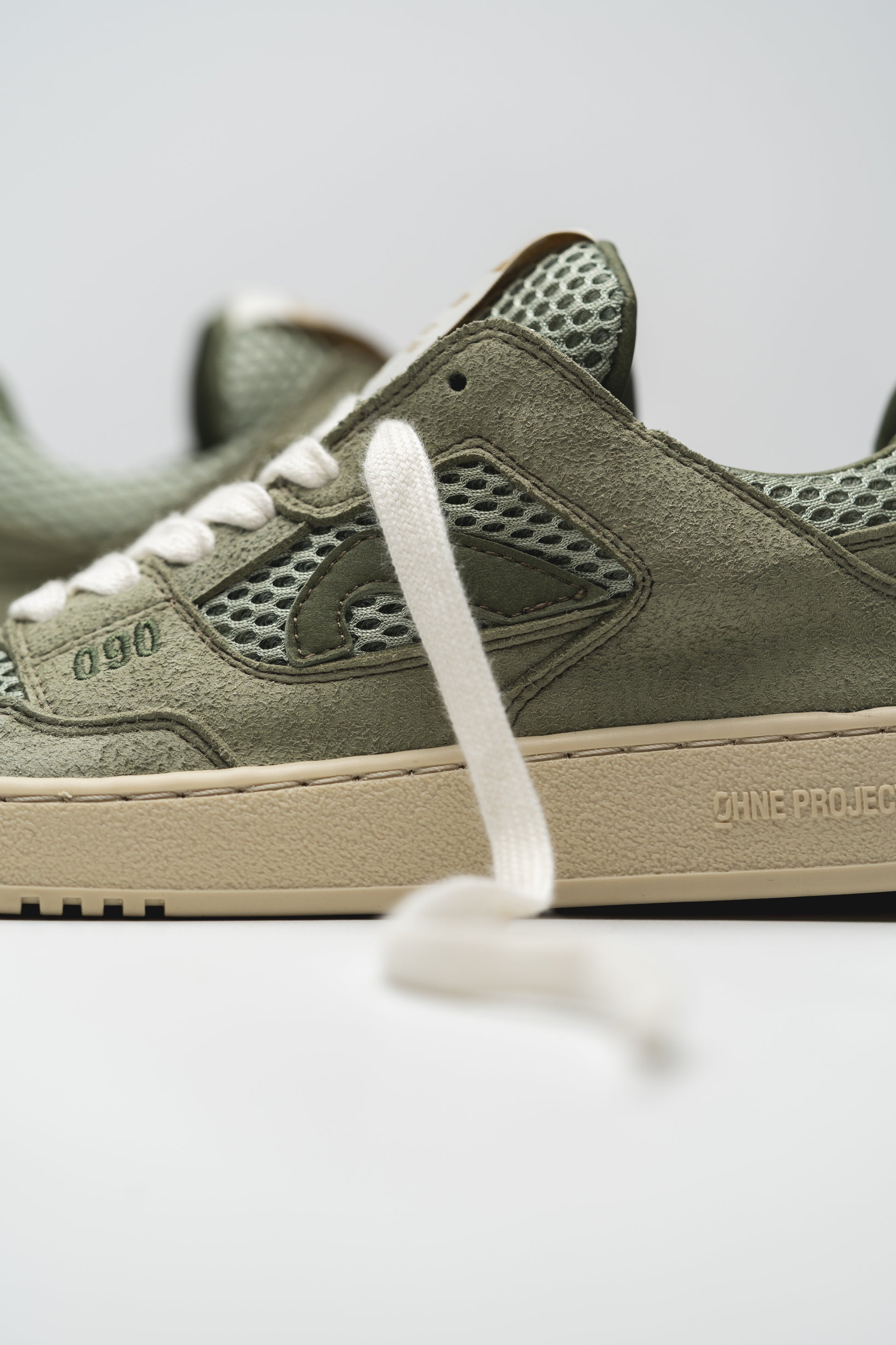 barefoot sneaker 090 sage Ohne Project 090 white laces