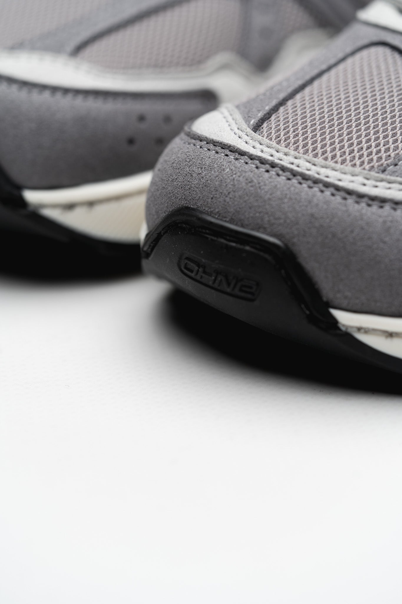 Barefoot Sneaker Retro Run V2 Smoke - Ohne Project - toe