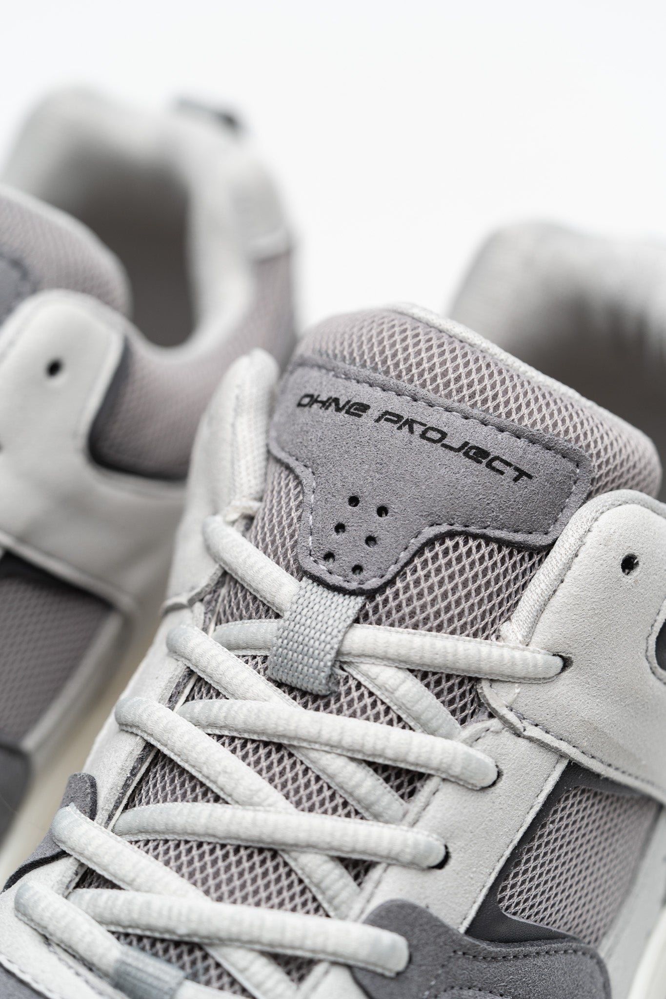 Barefoot Sneaker Retro Run V2 Smoke - Ohne Project - logo view