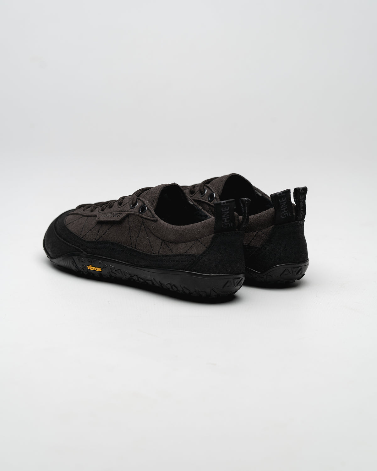 Barefoot Sneaker Strata Antracite Ohne Project rear view