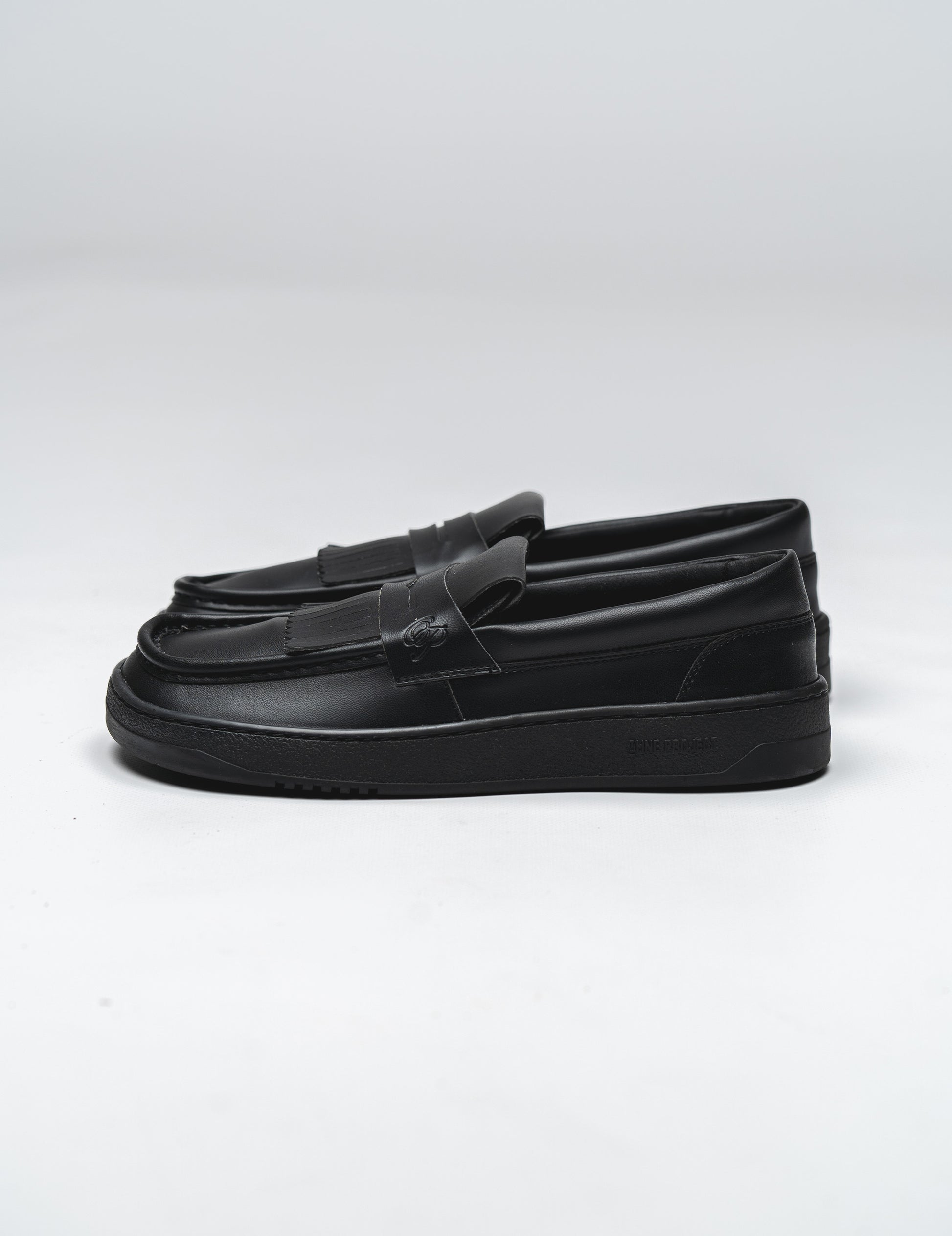 Barefoot Loafer Luma Butter Black 1