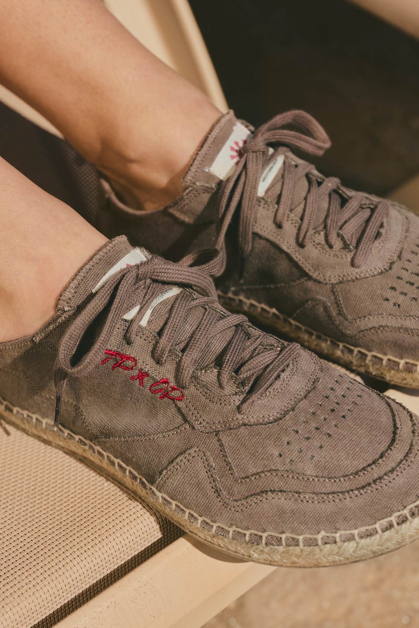 BAREFOOT ESPADRILLE 080 TONI PONS X OHNE PROJECT TAUPE