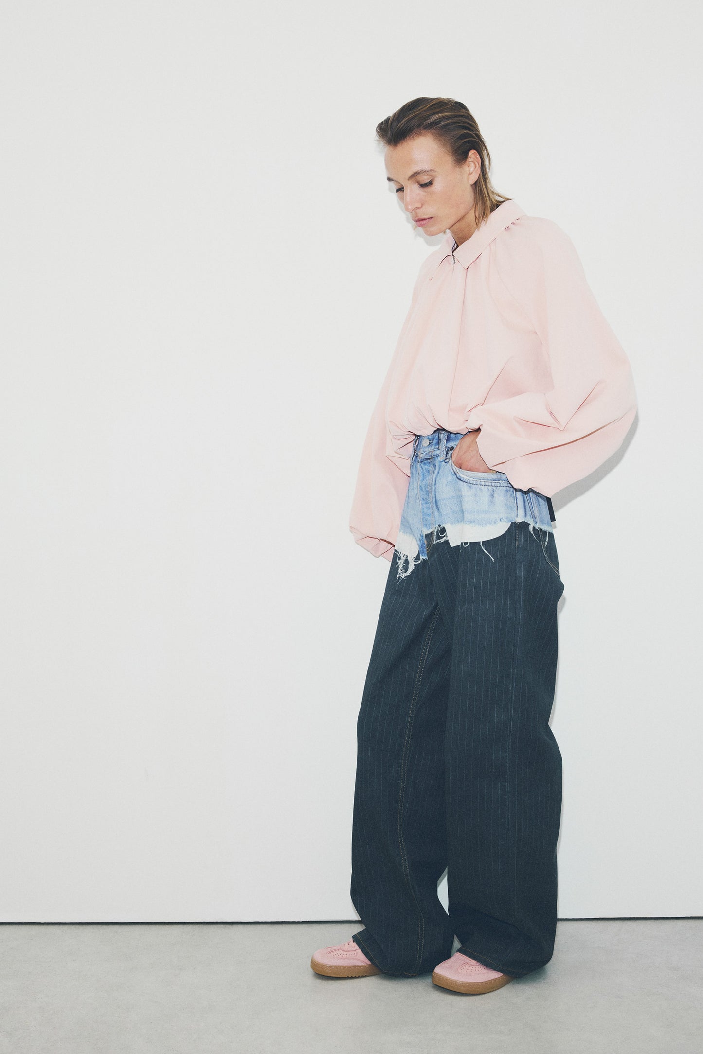 Barefoot Sneaker Project 070 Teddy Pink - Ohne Project - worn by model