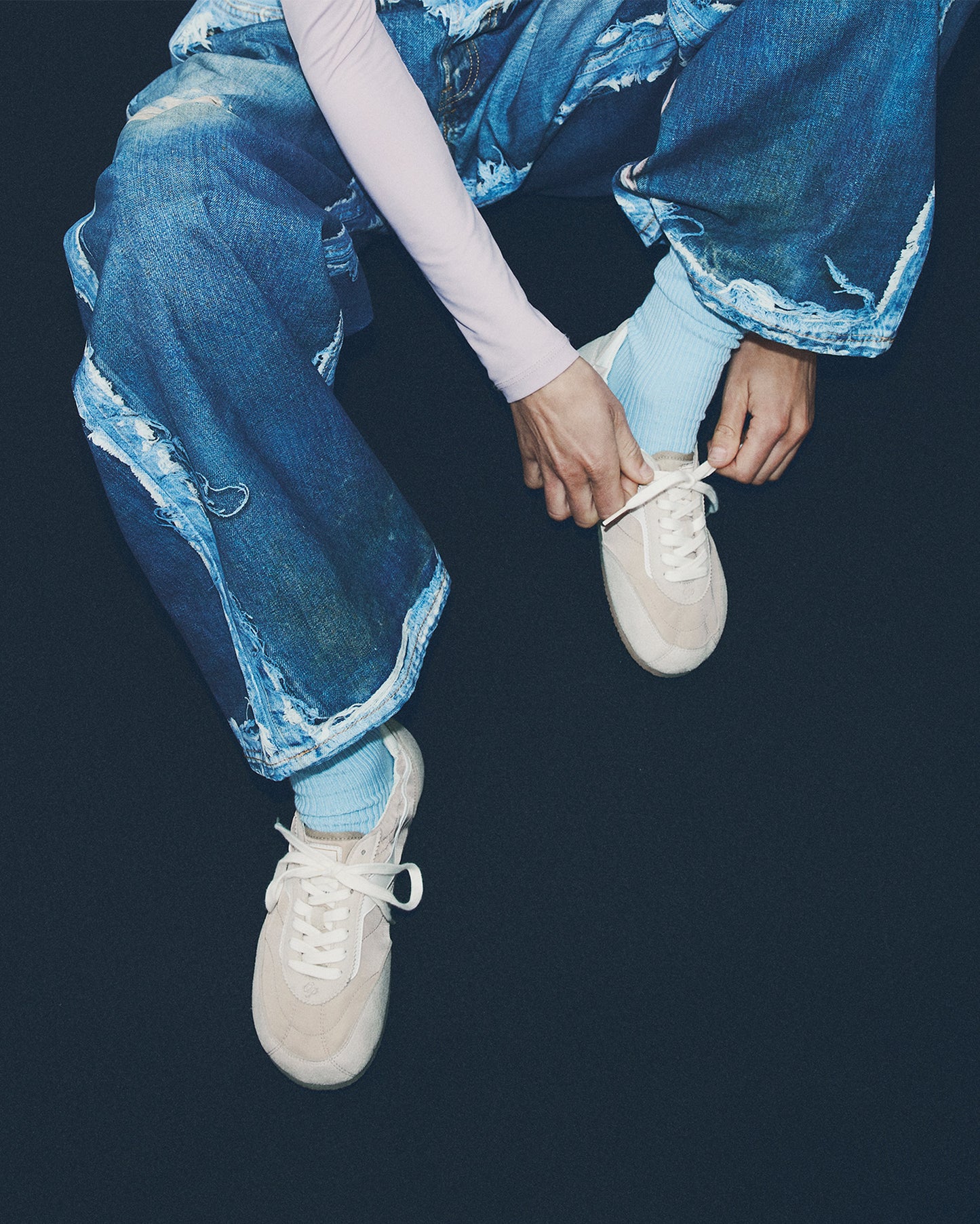 Barefoot Sneakerina Kima Ohne Project Vapore on model