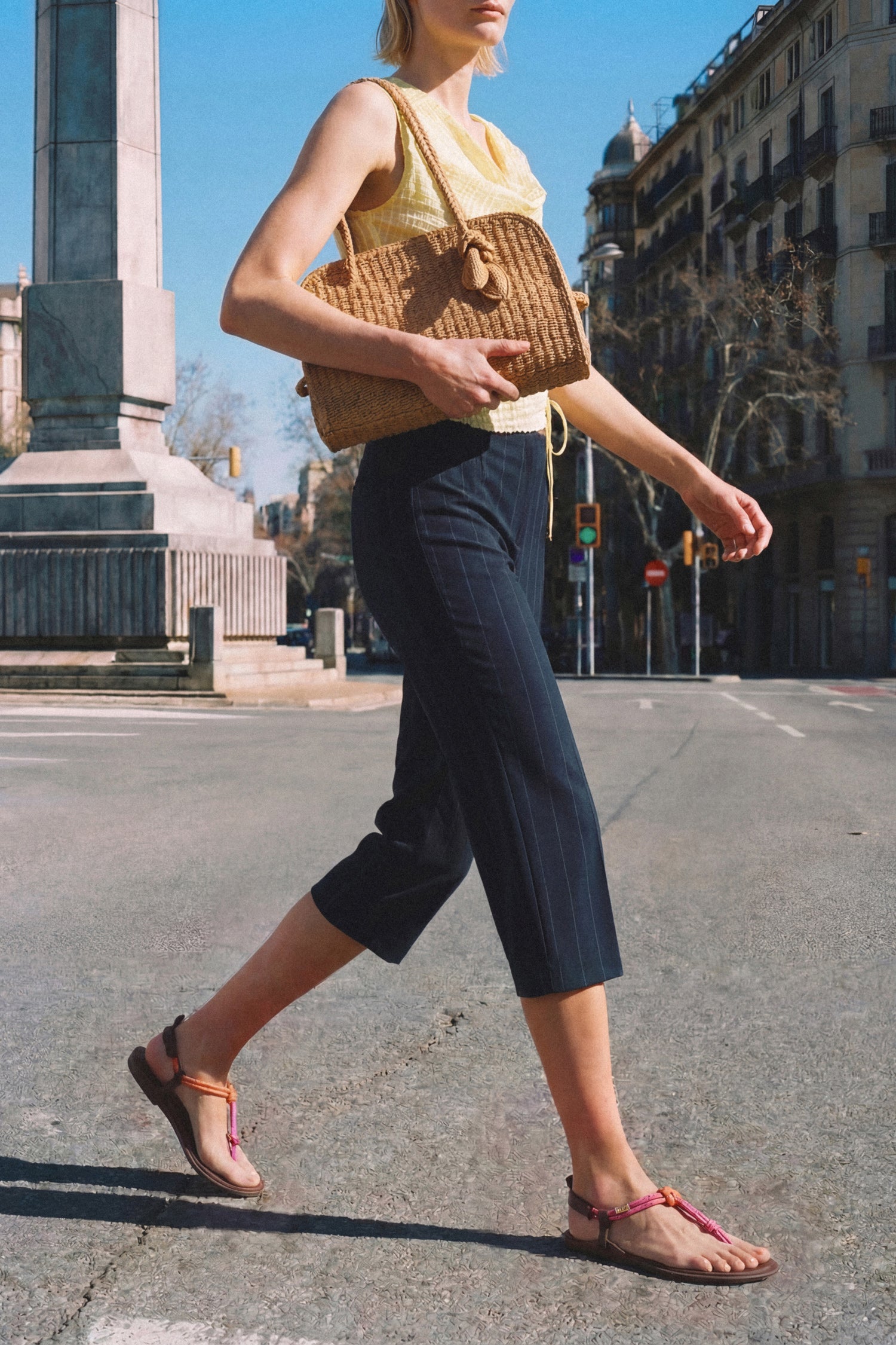 Cord Barefoot Sandal Tulum Libertas x Ohne Project - model walking